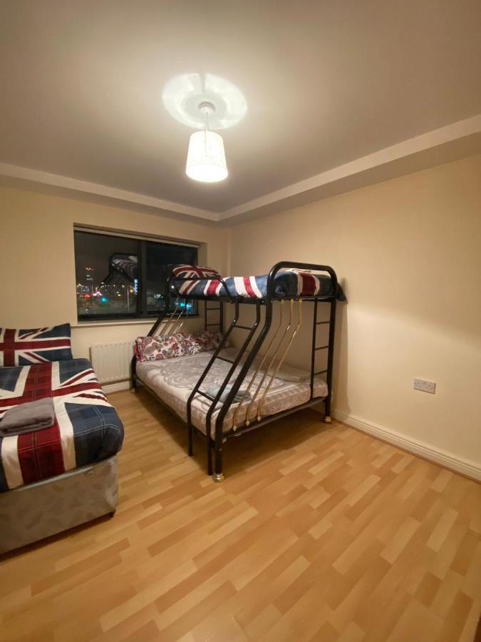 The Sentinel Tower Airport Apartments Ballymun Exteriér fotografie