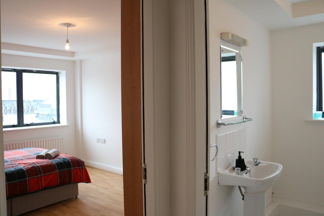 The Sentinel Tower Airport Apartments Ballymun Exteriér fotografie